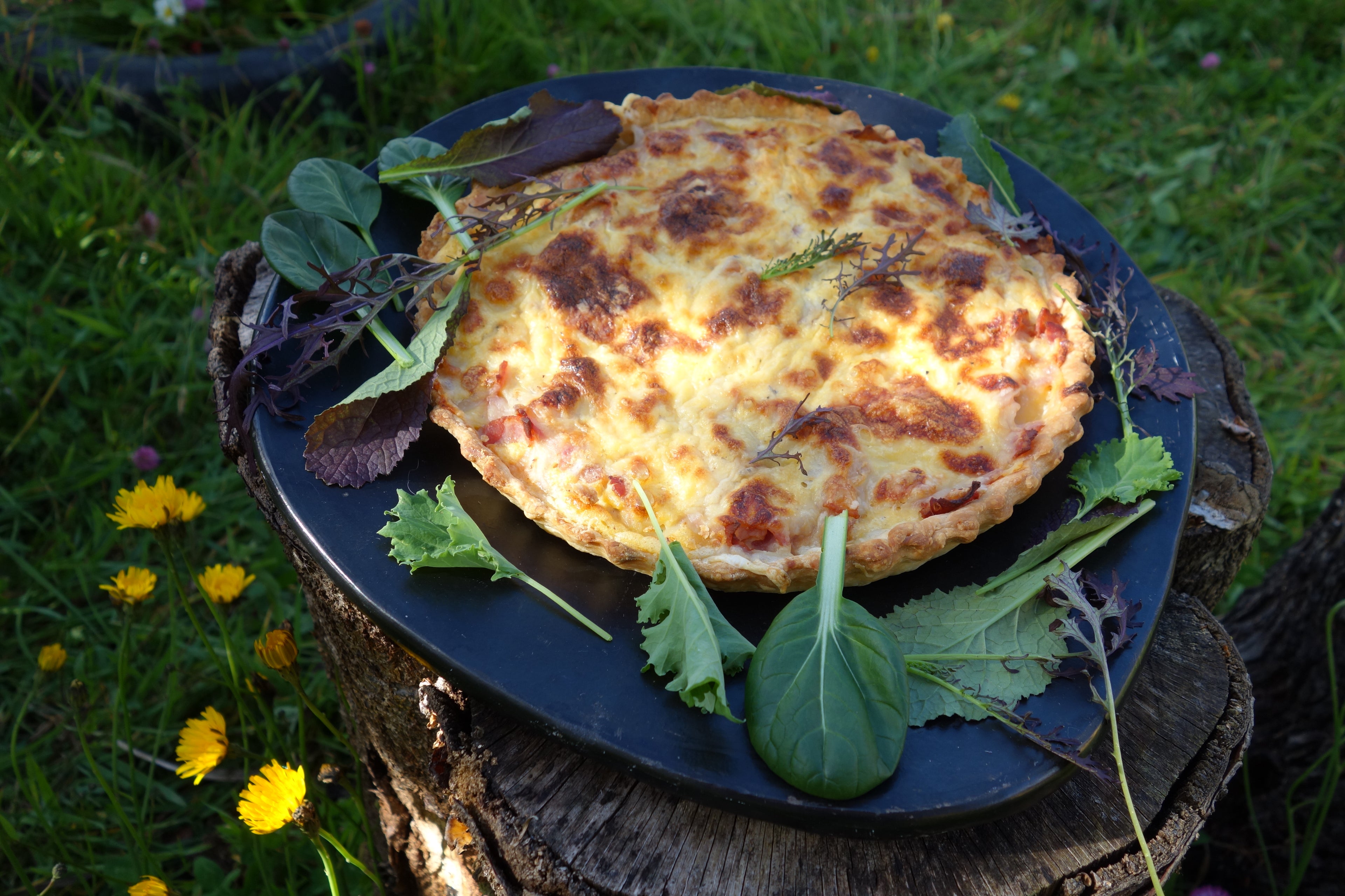 QUICHE LORRAINE (FORMATO GRANDE) - 4-6 porciones